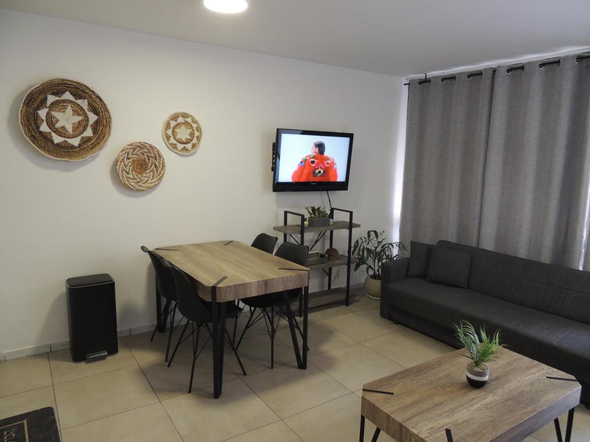 Lev Eilat Suites ภายนอก รูปภาพ