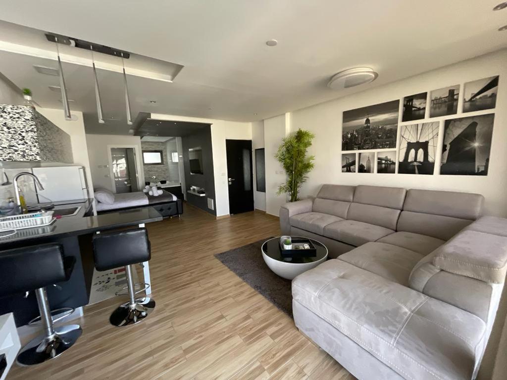 Lev Eilat Suites ภายนอก รูปภาพ